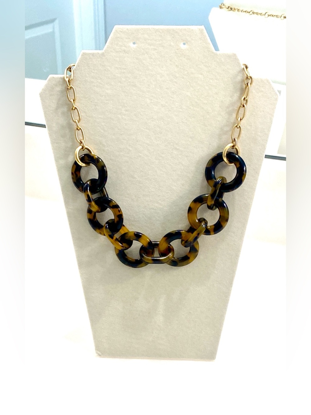 J. Crew Tortoise Shell Link Statement Necklace Chunky Resin Chain Preppy Gold 